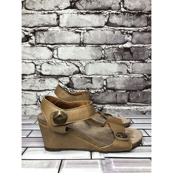 Taos Festival Brown Leather Cork Wedge Ankle Strap Sandals Women Sz 37EU/6.5M US - Picture 5 of 16